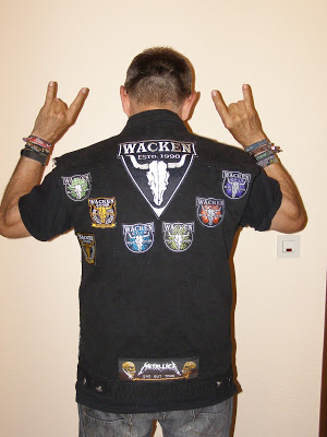 Metall-Kutte mit Wacken Festival Patches